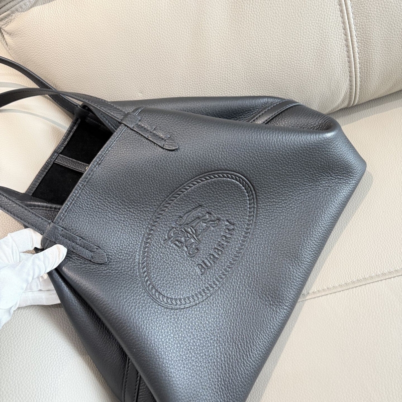 Bv*b*rry shopping bags